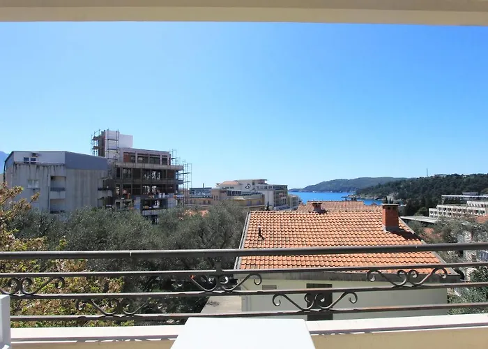 Two Bedrooms Apartment In Becici