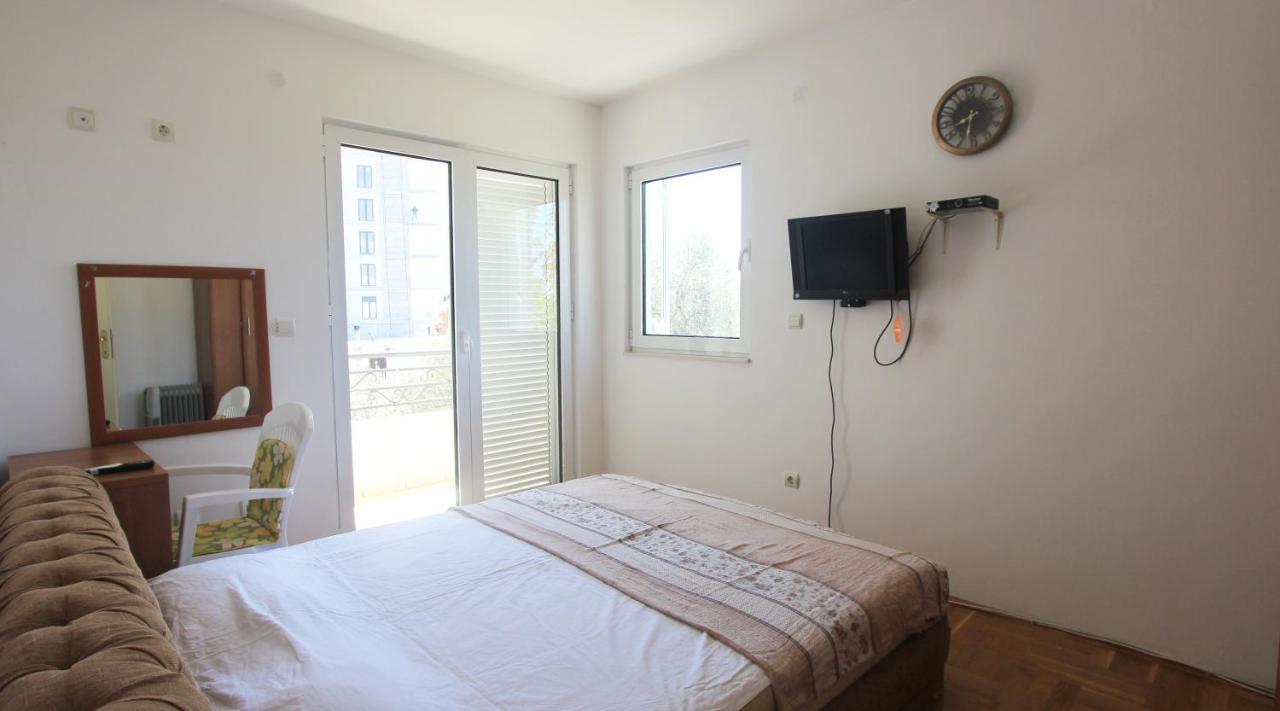 Two Bedrooms In Becici Lägenhet *